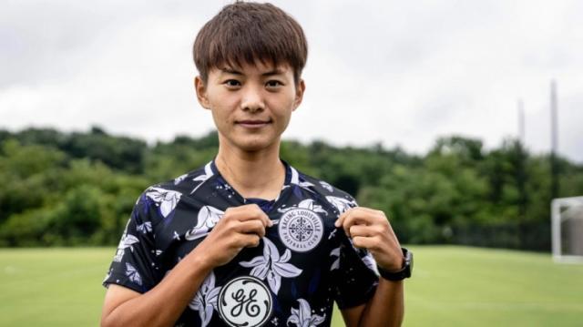 英雄联盟S赛官网-王霜加盟美国路易斯维尔竞技：再出发为更好地回归